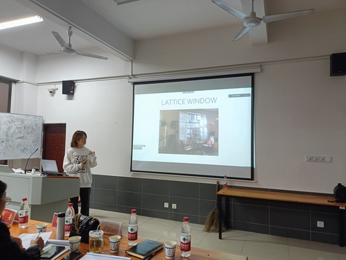 图5 学生汇报现场2 图5 学生汇报现场2