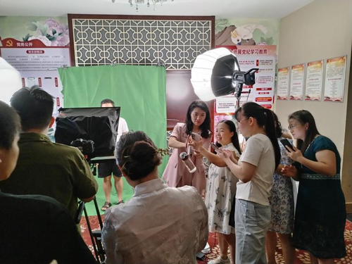 图片 8 图片 8