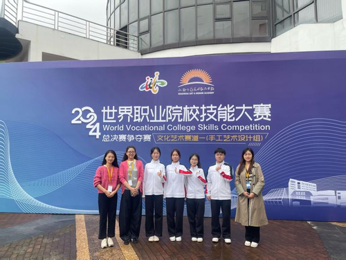 图片 1 图片 1