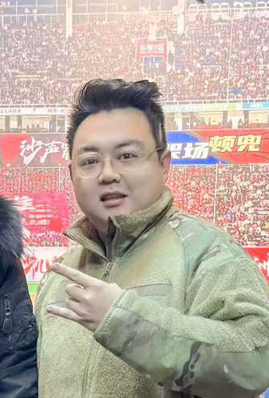 陈一航.png 陈一航.png
