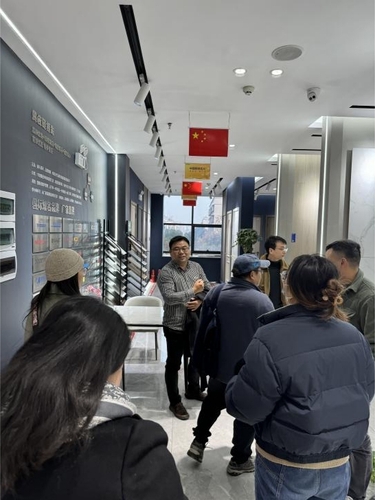 图片2 图片2
